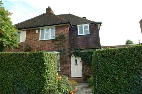 16 Widecombe Way